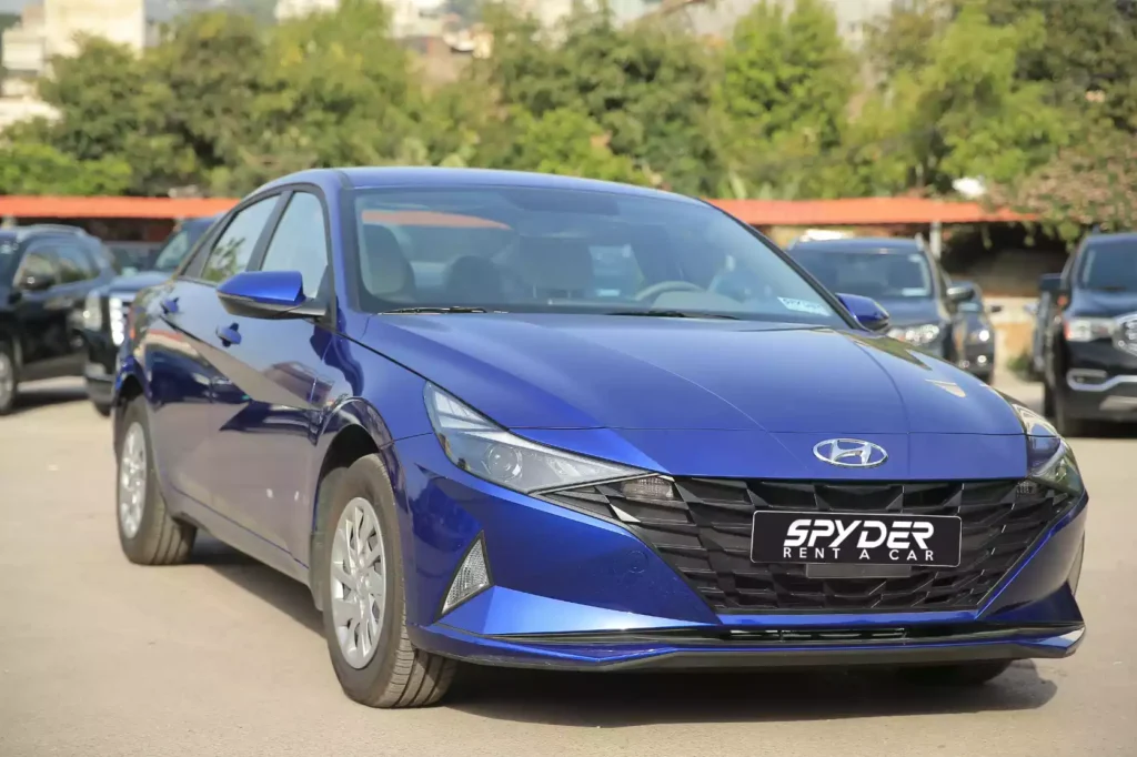 HYUNDAI ELANTRA